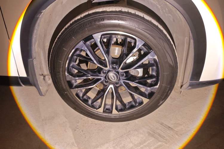 Used GAC Trumpchi GS4 PLUS 2021 270T Automatic Star Edition Right Front Wheel Hub