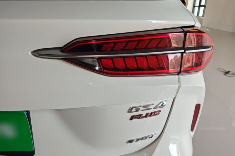 Used GAC Trumpchi GS4 PLUS 2021 270T Automatic Star Edition Right Rear Taillight