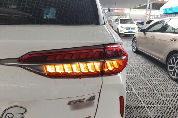 Used GAC Trumpchi GS4 PLUS 2021 270T Automatic Star Edition Right Rear Taillight