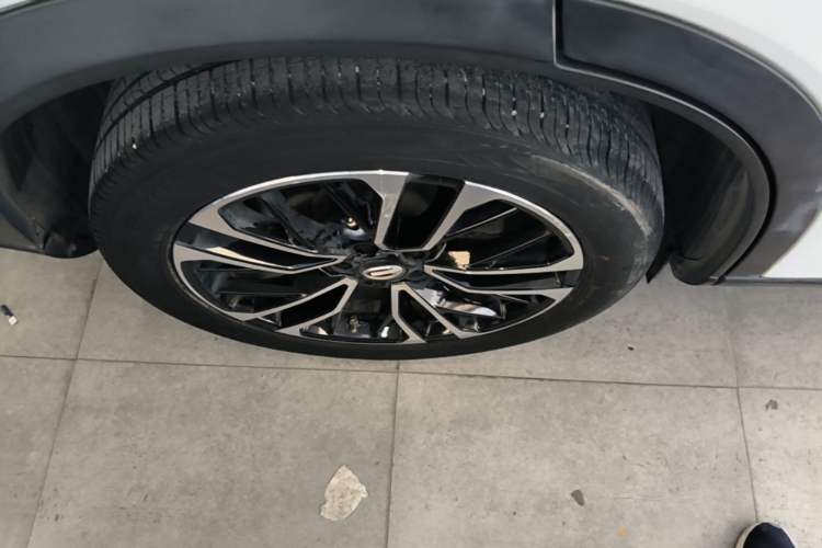 Used GAC Trumpchi GS4 PLUS 2021 390T Automatic Nebula Edition Right Rear Wheel Hub
