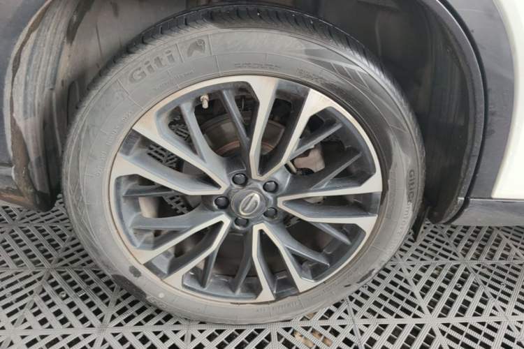 Used GAC Trumpchi GS4 PLUS 2021 270T Automatic Star Edition Right Rear Wheel Hub