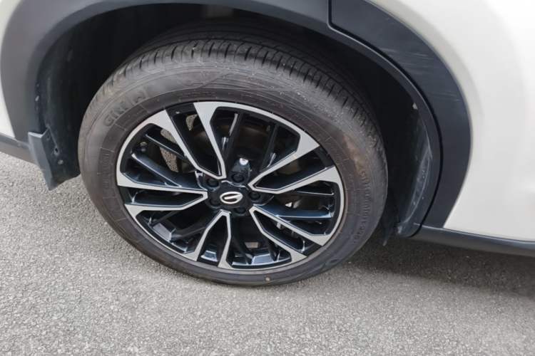 Used GAC Trumpchi GS4 PLUS 2021 270T Automatic Star Edition Right Rear Wheel Hub