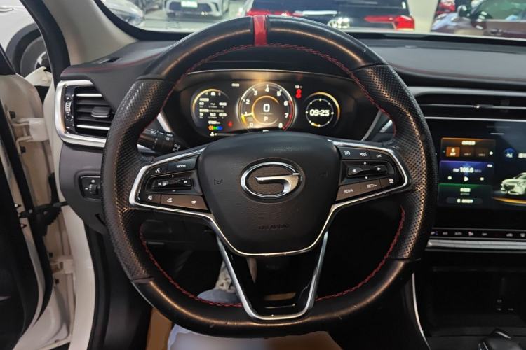Used GAC Trumpchi GS4 PLUS 2021 270T Automatic Star Edition Steering Wheel
