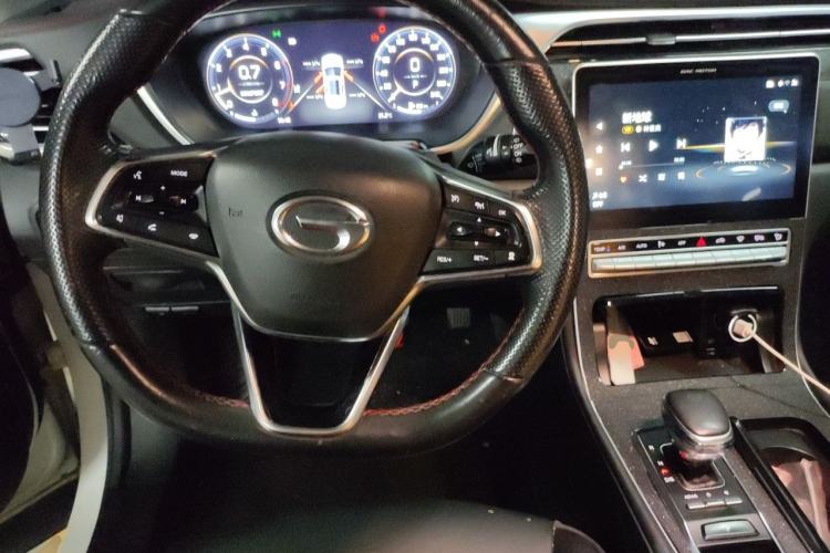 Used GAC Trumpchi GS4 PLUS 2021 390T Automatic Nebula Edition Steering Wheel