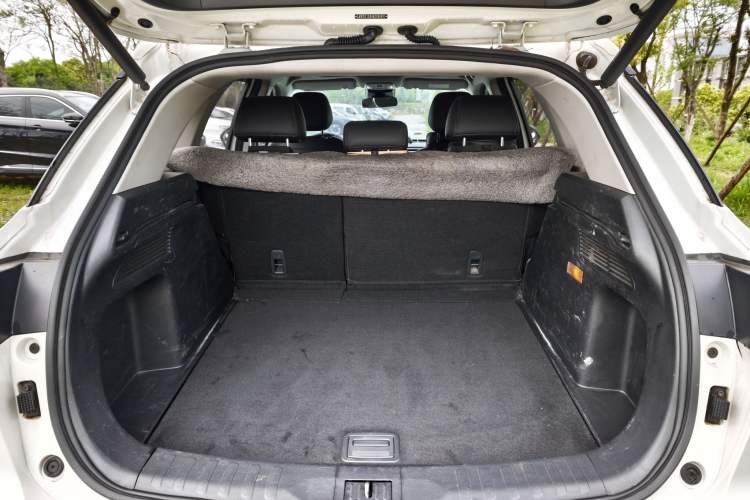 Used GAC Trumpchi GS4 PLUS 2021 390T Automatic Nebula Edition Trunk
