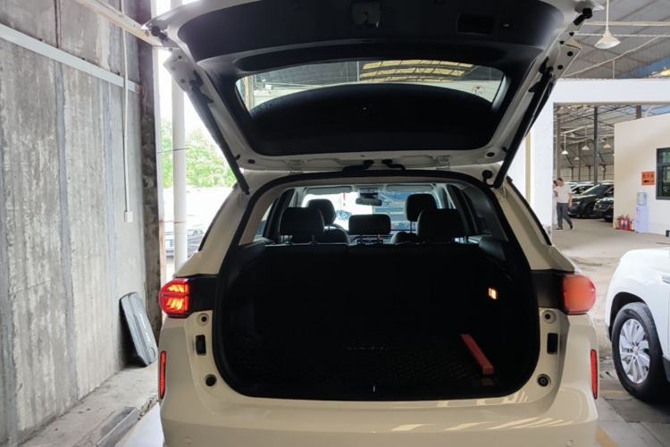 Used GAC Trumpchi GS4 PLUS 2021 390T Automatic Nebula Edition Trunk