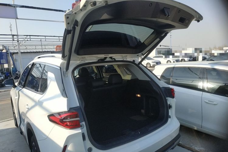 Used GAC Trumpchi GS4 PLUS 2021 270T Automatic Galaxy Edition Trunk