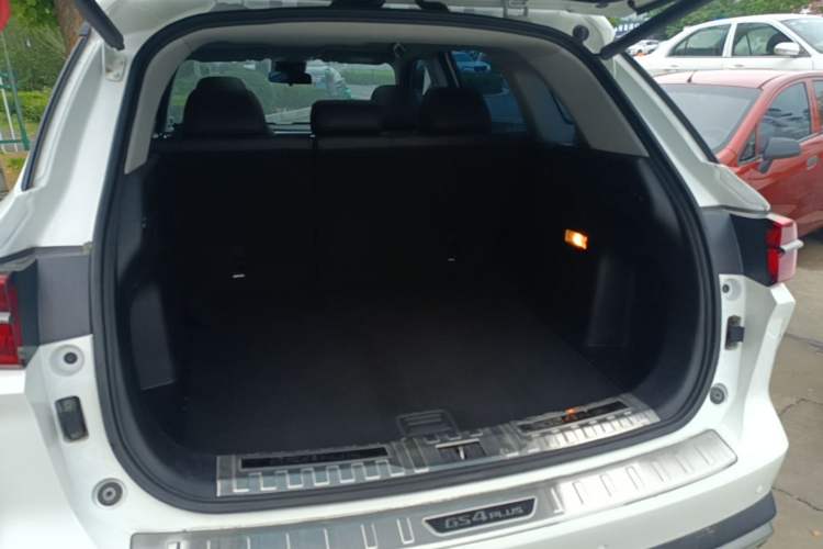 Used GAC Trumpchi GS4 PLUS 2021 270T Automatic Galaxy Edition Trunk