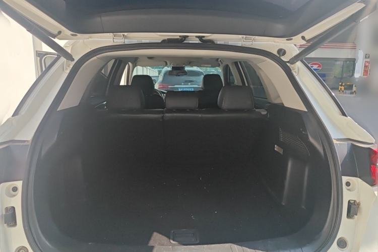 Used GAC Trumpchi GS4 PLUS 2021 390T Automatic Starry Edition Trunk