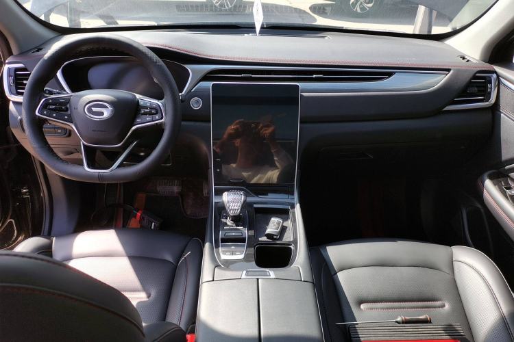 Used GAC Trumpchi GS4 PLUS 2022 270T Automatic Star Edition Center Console