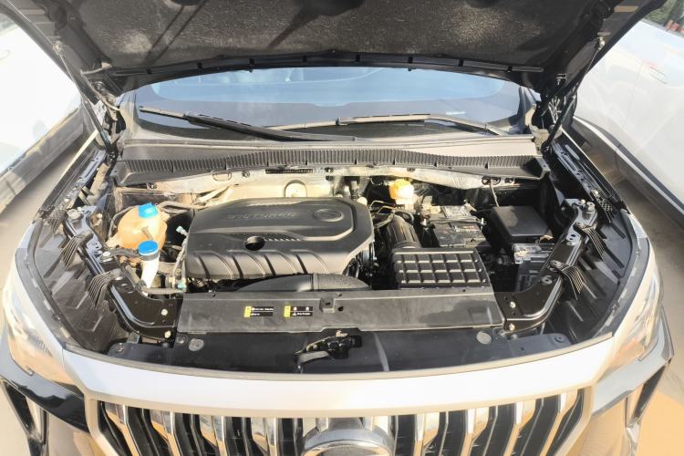 Used GAC Trumpchi GS4 PLUS 2022 270T Automatic Star Edition Engine Bay