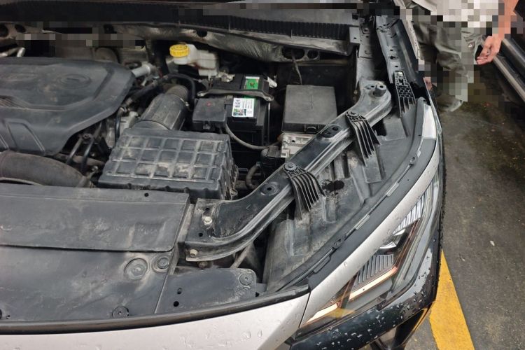 Used GAC Trumpchi GS4 PLUS 2022 270T Automatic Galaxy Edition Engine Bay Left