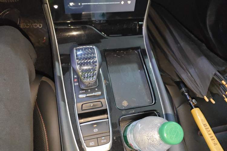 Used GAC Trumpchi GS4 PLUS 2022 270T Automatic Galaxy Edition Gear Lever