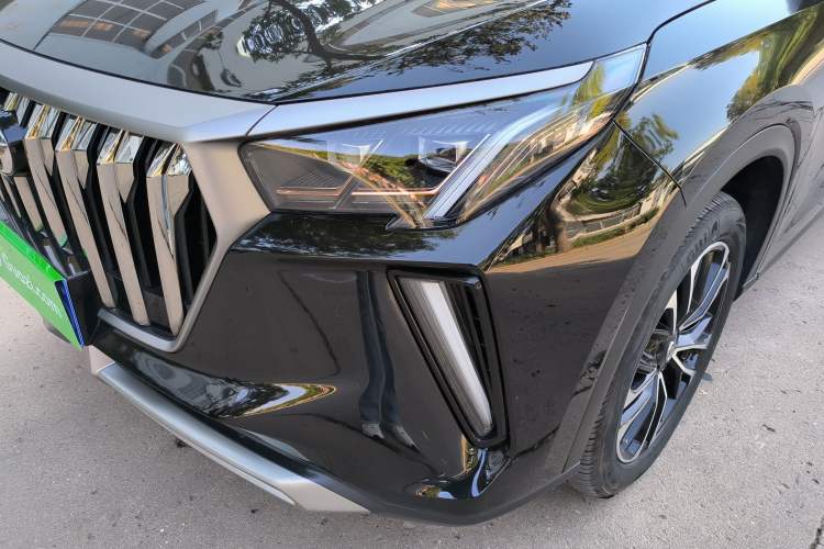Used GAC Trumpchi GS4 PLUS 2022 390T Automatic Galaxy Edition Left Front Headlight