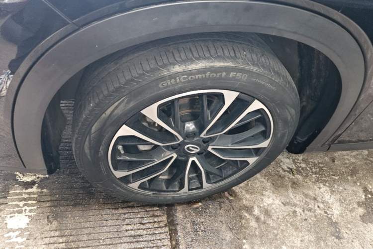 Used GAC Trumpchi GS4 PLUS 2022 270T Automatic Star Edition Left Front Wheel Hub
