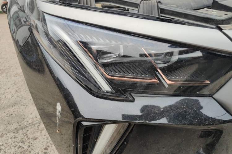 Used GAC Trumpchi GS4 PLUS 2022 390T Automatic Galaxy Edition Right Front Headlight