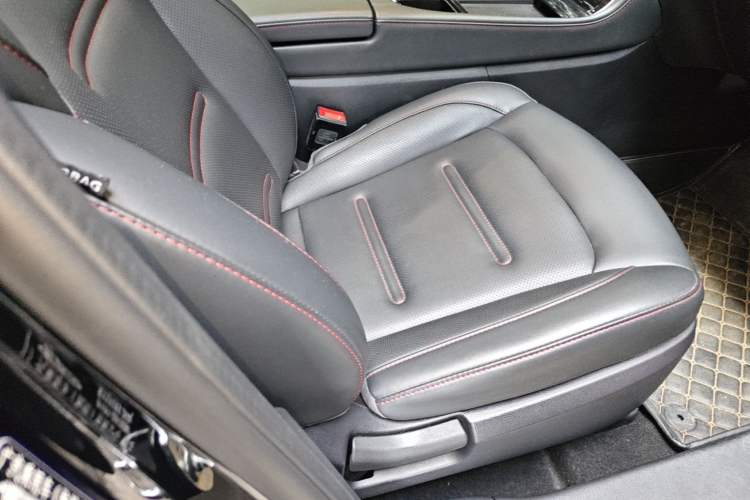 Used GAC Trumpchi GS4 PLUS 2022 270T Automatic Star Edition Right Front Seat
