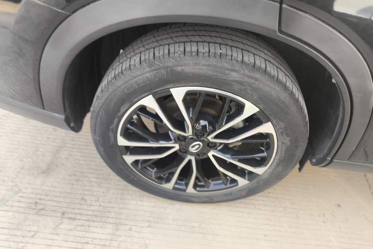 Used GAC Trumpchi GS4 PLUS 2022 270T Automatic Star Edition Right Rear Wheel Hub