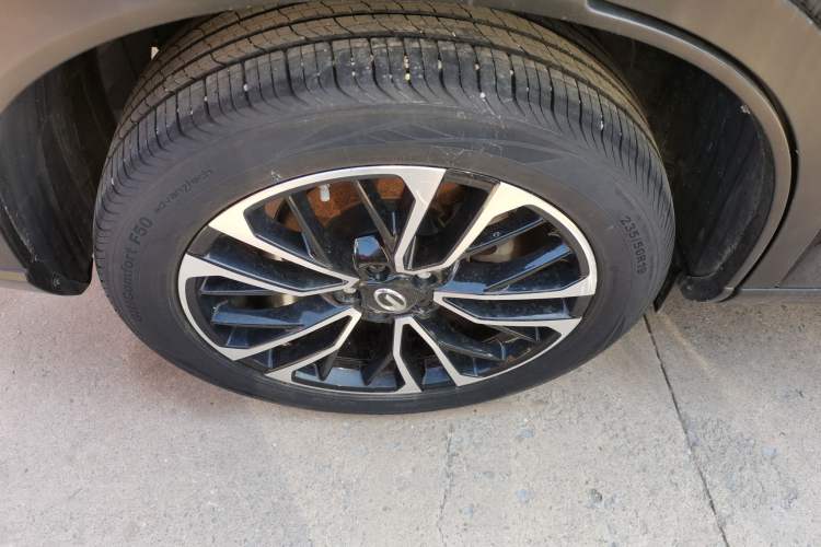Used GAC Trumpchi GS4 PLUS 2022 270T Automatic Star Edition Right Rear Wheel Hub