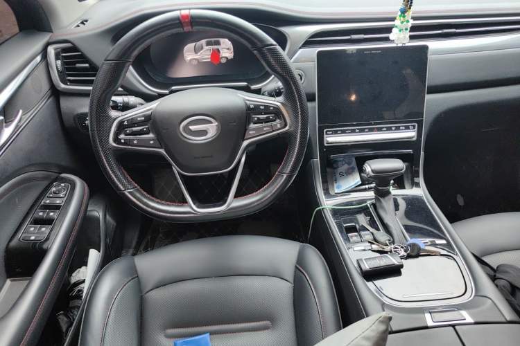 Used GAC Trumpchi GS4 PLUS 2022 390T Automatic Galaxy Edition Steering Wheel