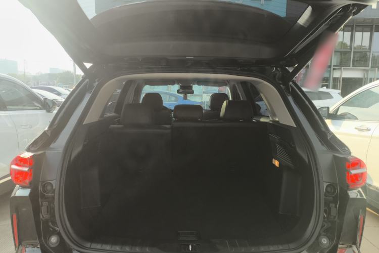 Used GAC Trumpchi GS4 PLUS 2022 270T Automatic Star Edition Trunk