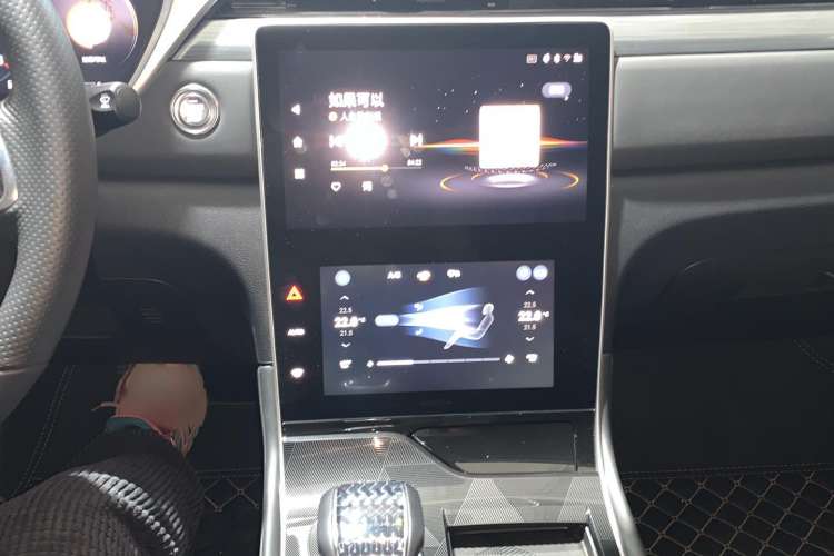 Used GAC Trumpchi GS4 PLUS 2022 390T Automatic Nebula Edition Audio And AC Panel