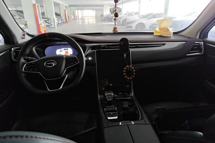 Used GAC Trumpchi GS4 PLUS 2022 390T Automatic Nebula Edition Center Console