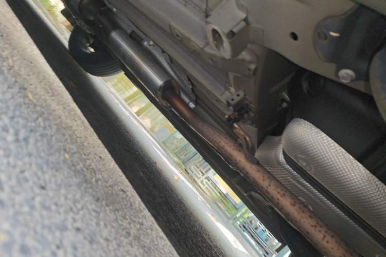 Used GAC Trumpchi GS4 PLUS 2022 270T Automatic Galaxy Edition Chassis Rear Left