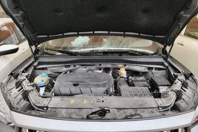 Used GAC Trumpchi GS4 PLUS 2022 270T Automatic Starry Edition Engine Bay