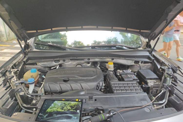 Used GAC Trumpchi GS4 PLUS 2022 270T Automatic Galaxy Edition Engine Bay