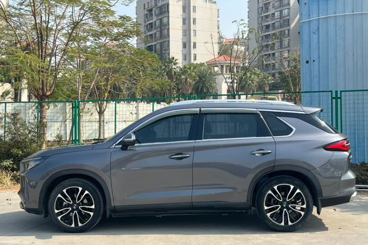 Used GAC Trumpchi GS4 PLUS 2022 270T Automatic Galaxy Edition Exterior 7