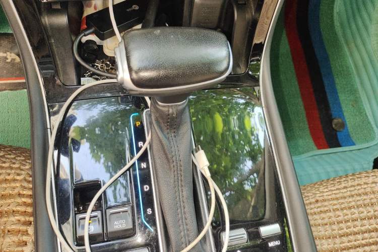 Used GAC Trumpchi GS4 PLUS 2022 390T Automatic Galaxy Edition Gear Lever