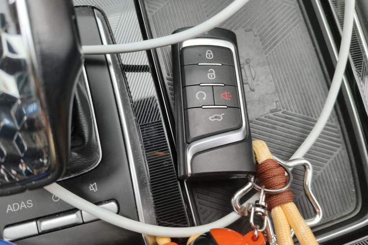 Used GAC Trumpchi GS4 PLUS 2022 270T Automatic Galaxy Edition Interior 1