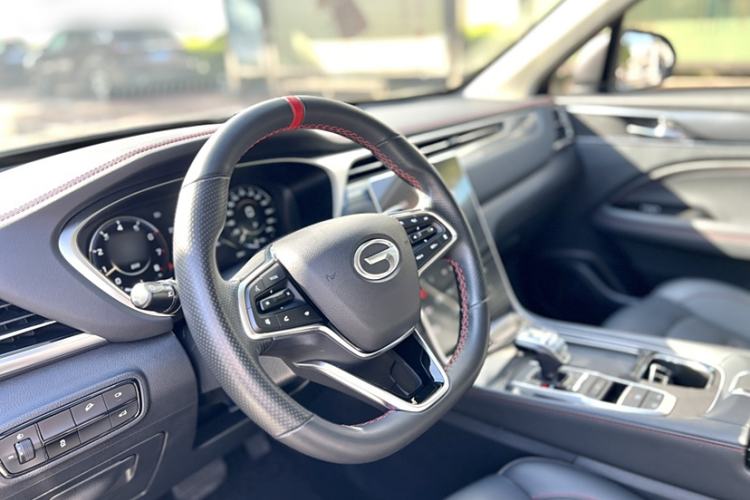 Used GAC Trumpchi GS4 PLUS 2022 390T Automatic Nebula Edition Interior 2