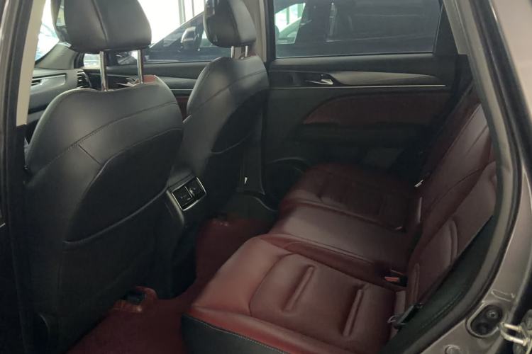 Used GAC Trumpchi GS4 PLUS 2022 270T Automatic Galaxy Edition Interior 2
