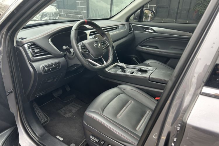 Used GAC Trumpchi GS4 PLUS 2022 390T Automatic Starry Edition Interior 3
