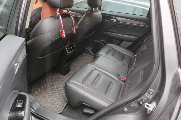 Used GAC Trumpchi GS4 PLUS 2022 270T Automatic Galaxy Edition Interior 4