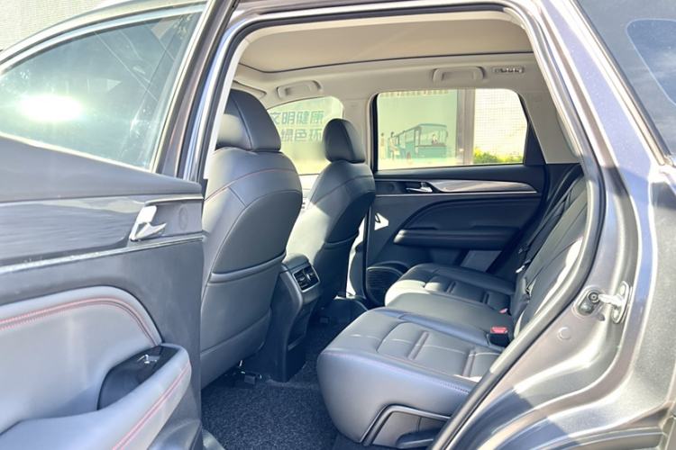 Used GAC Trumpchi GS4 PLUS 2022 390T Automatic Nebula Edition Interior 4