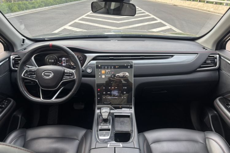 Used GAC Trumpchi GS4 PLUS 2022 390T Automatic Nebula Edition Interior 4