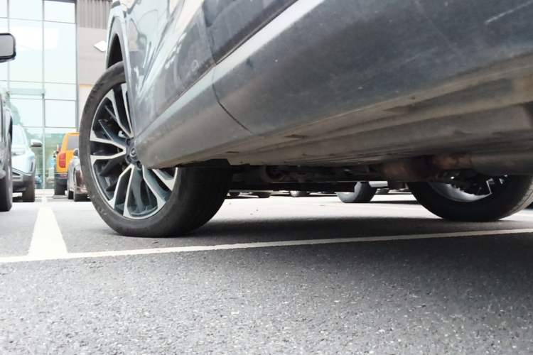 Used GAC Trumpchi GS4 PLUS 2022 390T Automatic Starry Edition Left Side Sill