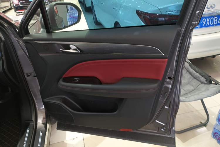 Used GAC Trumpchi GS4 PLUS 2022 270T Automatic Galaxy Edition Right Front Door Interior