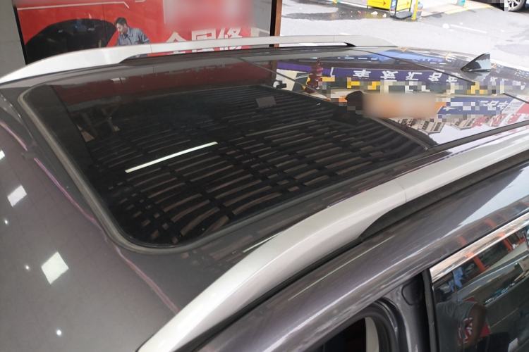 Used GAC Trumpchi GS4 PLUS 2022 270T Automatic Galaxy Edition Roof
