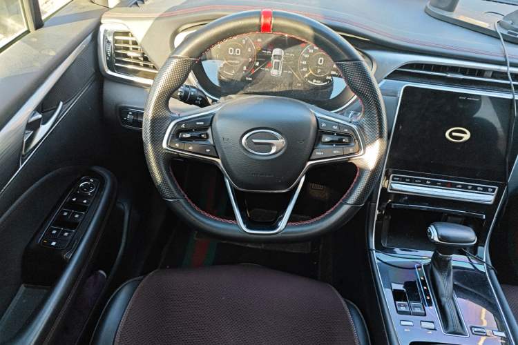 Used GAC Trumpchi GS4 PLUS 2022 390T Automatic Galaxy Edition Steering Wheel
