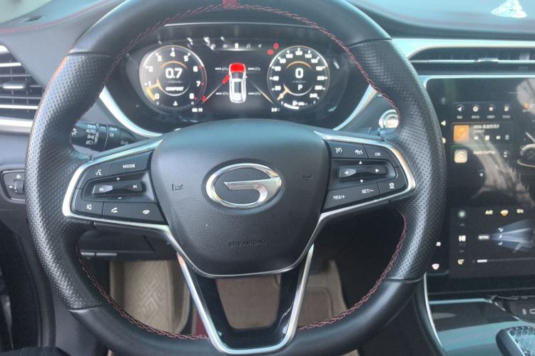 Used GAC Trumpchi GS4 PLUS 2022 390T Automatic Nebula Edition Steering Wheel