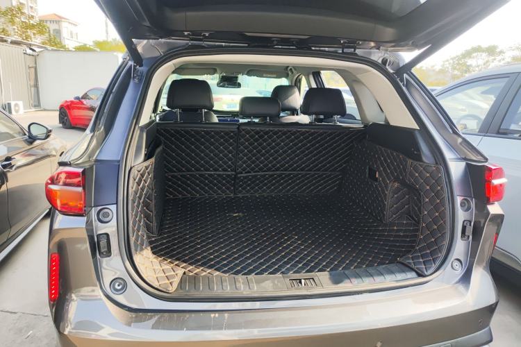 Used GAC Trumpchi GS4 PLUS 2022 270T Automatic Galaxy Edition Trunk