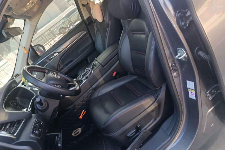 Used GAC Trumpchi GS4 PLUS 2022 270T Automatic Galaxy Edition Left Front Seat