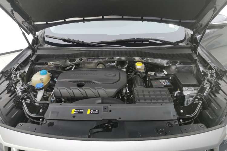 Used GAC Trumpchi GS4 PLUS 2022 270T Automatic Galaxy Edition Engine Bay