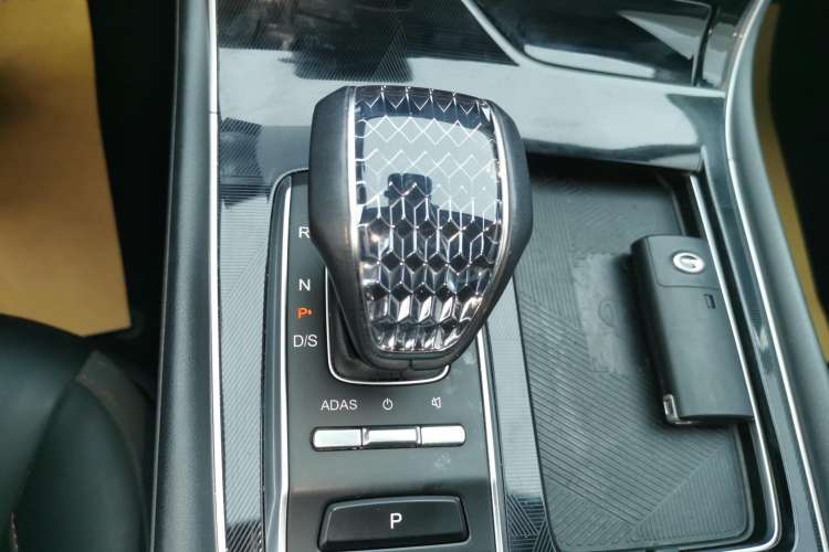 Used GAC Trumpchi GS4 PLUS 2022 270T Automatic Galaxy Edition Gear Lever