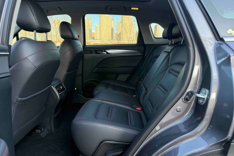 Used GAC Trumpchi GS4 PLUS 2022 390T Automatic Nebula Edition Interior 3
