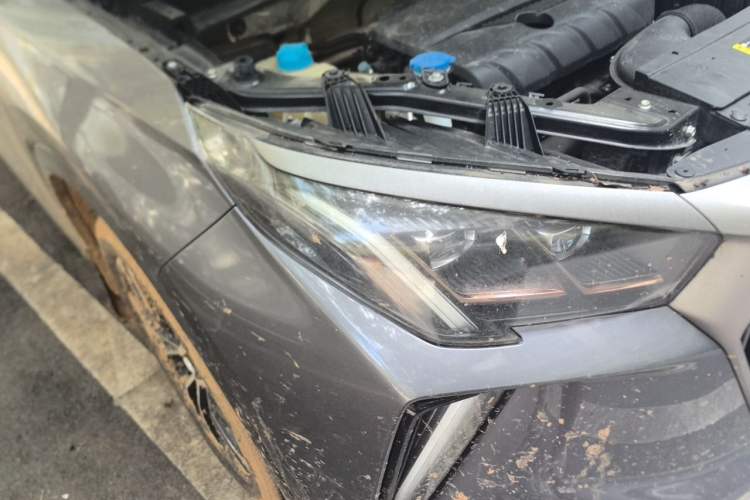 Used GAC Trumpchi GS4 PLUS 2022 270T Automatic Galaxy Edition Right Front Headlight